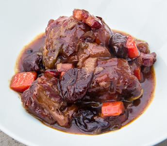cooked oxtail with pancetta 