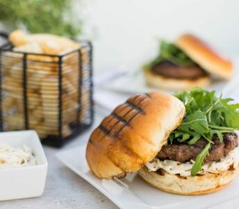 quarter pounder burger cooked 