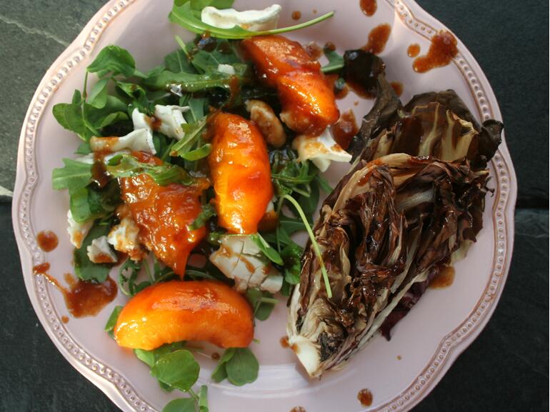 apricot and goat cheese salad 