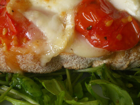 goats cheese with roasted cherry tomatoes