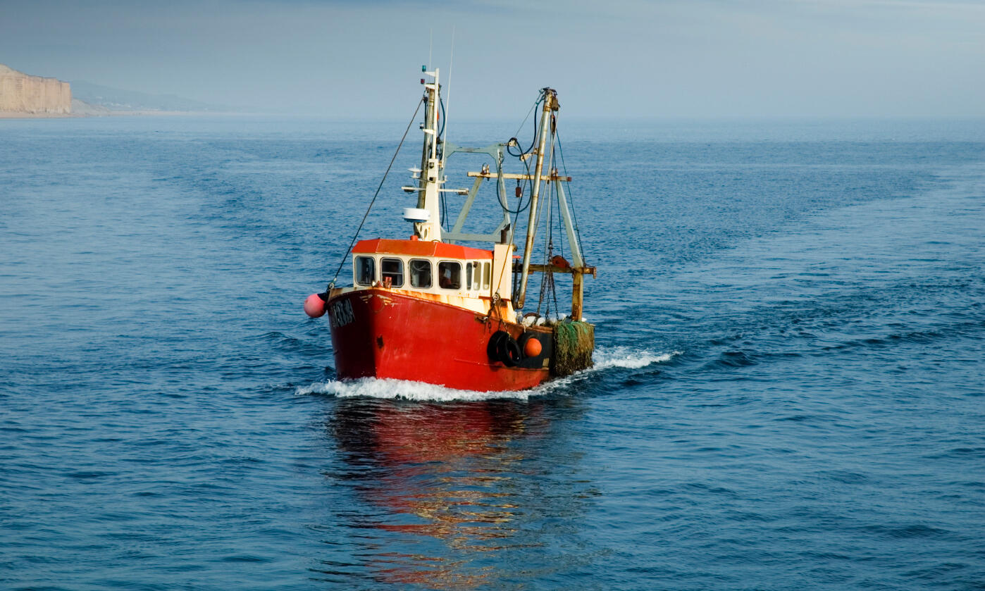 fishing boat 