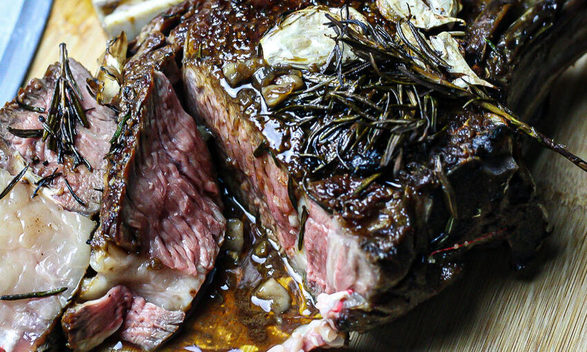 cote de boeuf with stout and bone marrow sauce cooked