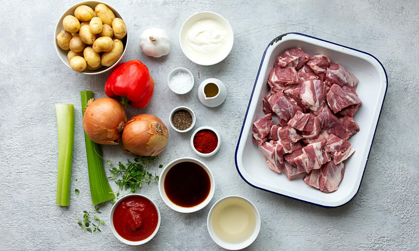 lamb goulash recipe ingredients