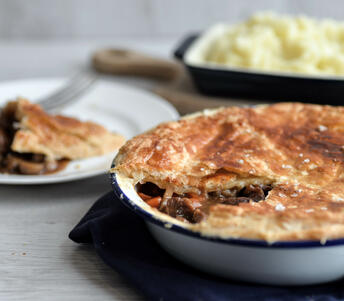 heritage beef and ale pie caseroled