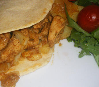 chicken curry with roti 