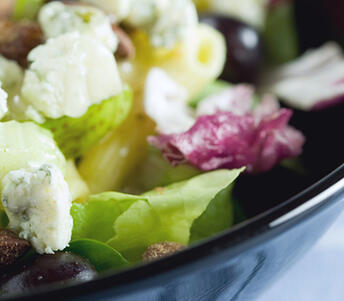 red cabbage and roquefort cheese salad 